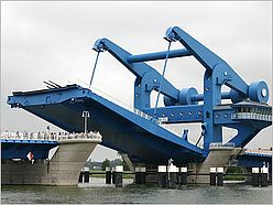 Brücke - Überfahrt vom Festland, Wolgast, auf die Insel